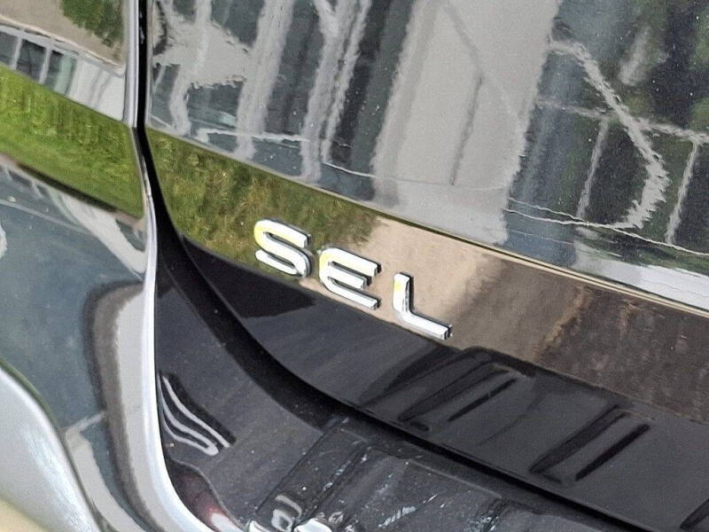 2022 Volkswagen Taos SEL 4Motion