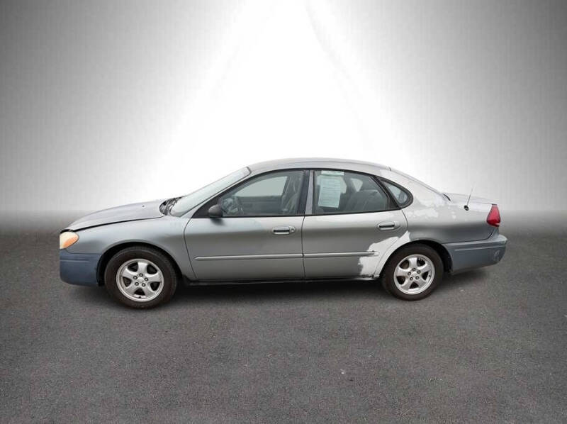 2006 Ford Taurus SE