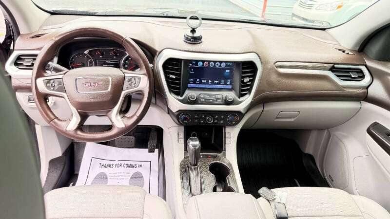 2017 GMC Acadia SLT-1
