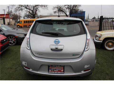 2012 Nissan LEAF