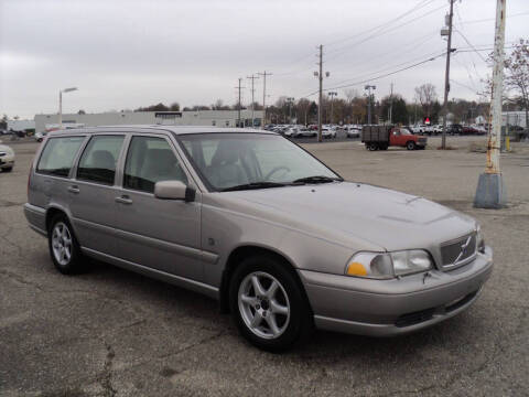 1999 Volvo V70 for sale at T.Y. PICK A RIDE CO. in Fairborn OH