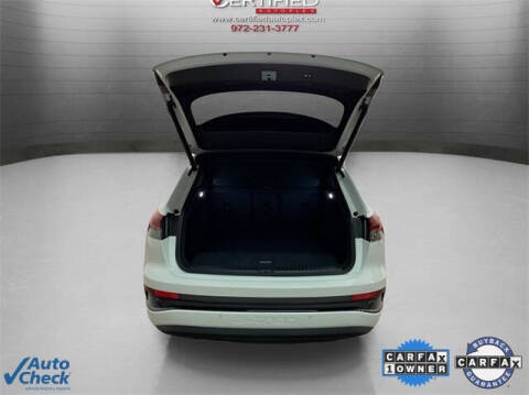 2024 Audi Q4 e-tron quattro Premium Plus 50