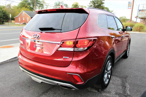 2018 Hyundai Santa Fe SE