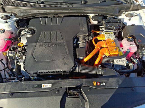 2024 Hyundai Elantra Hybrid Limited