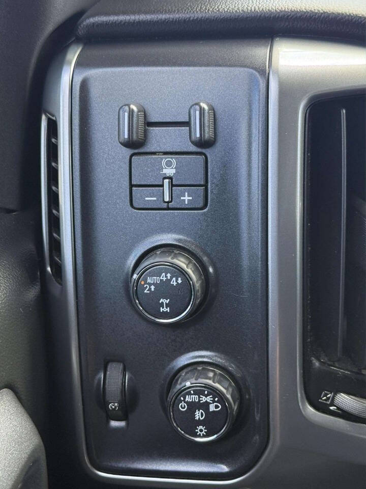 ChevroletSilverado 150024