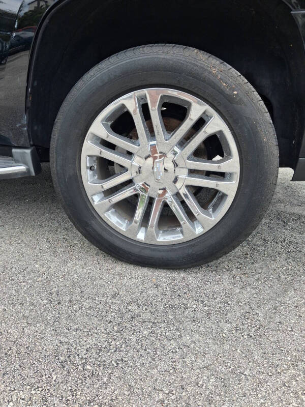 2016 Cadillac Escalade Standard
