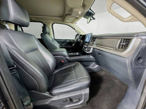 2023 Ford Expedition MAX XLT