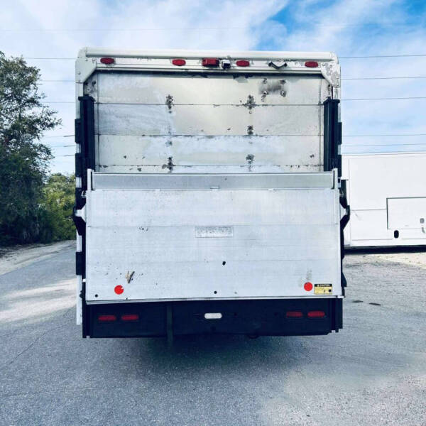 2006 Freightliner MT55 Chassis