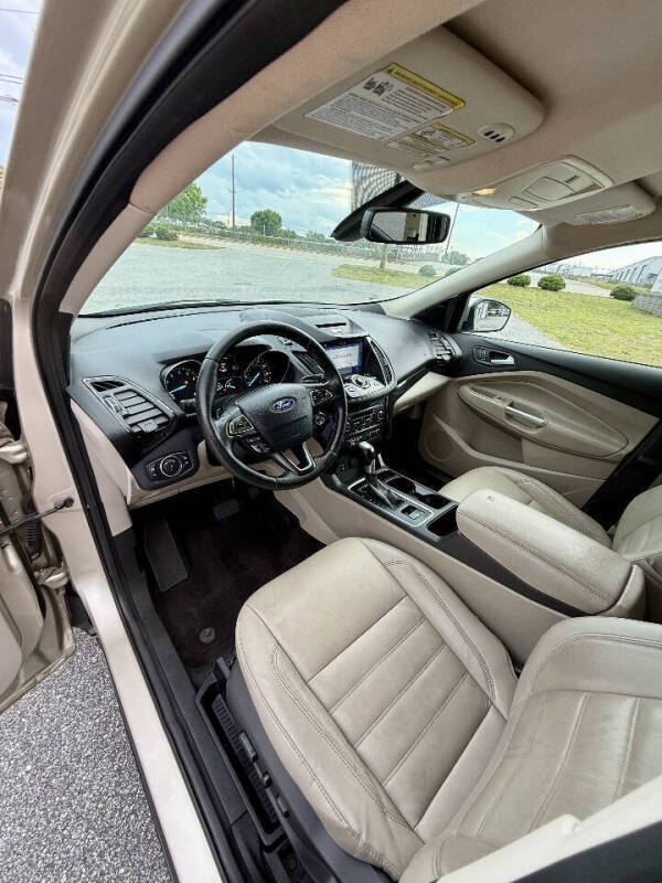 2017 Ford Escape Titanium