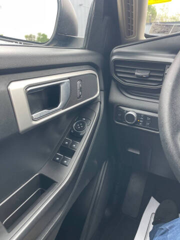 2022 Ford Explorer