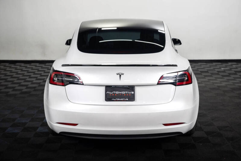 2021 Tesla Model 3 Standard Range Plus