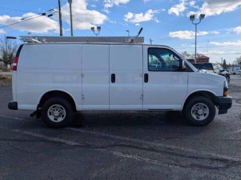 2021 Chevrolet Express 2500