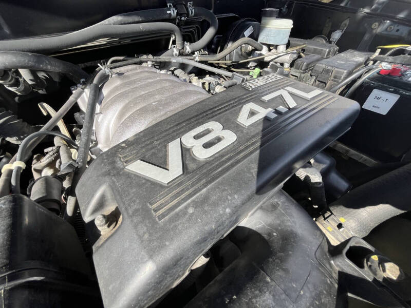 2003 Toyota Sequoia SR5