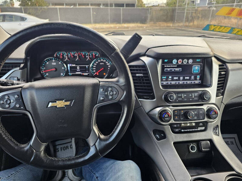 2016 Chevrolet Suburban LT