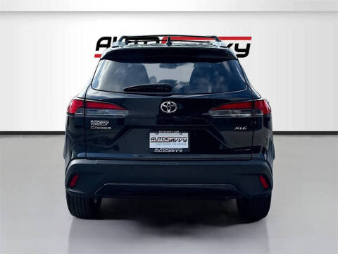 2024 Toyota Corolla Cross XLE