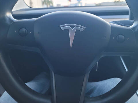 2019 Tesla Model 3 Standard Range Plus