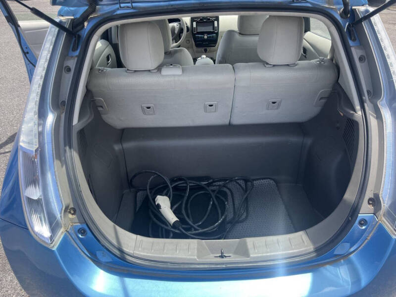 2012 Nissan LEAF SV