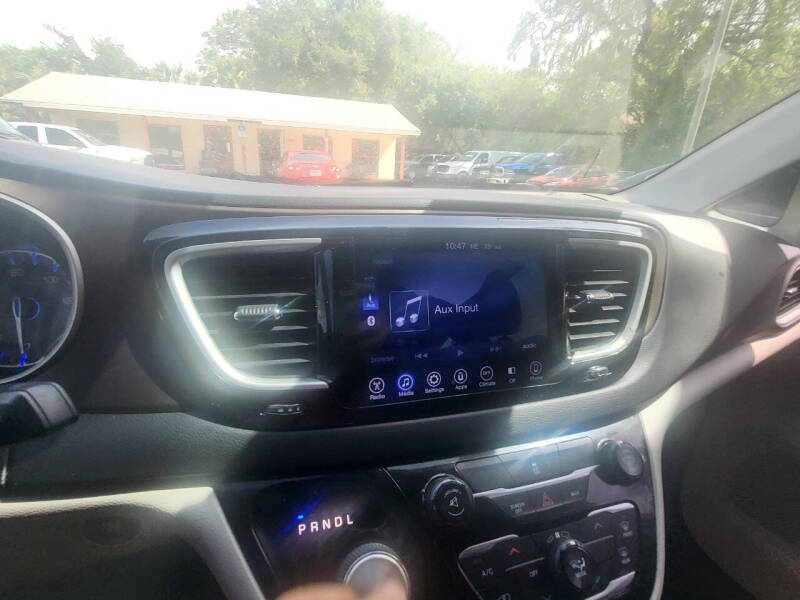 2017 Chrysler Pacifica Touring