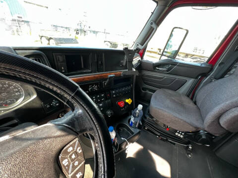 2018 International LT625