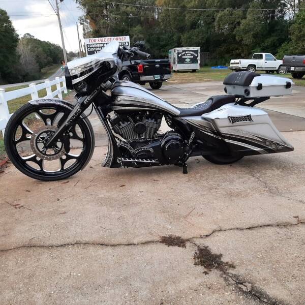 2010 Harley Davidson FLHX for sale at Rucker Auto & Cycle Sales in Enterprise AL