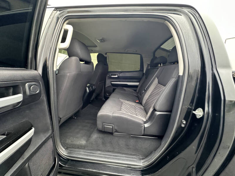 2020 Toyota Tundra SR5