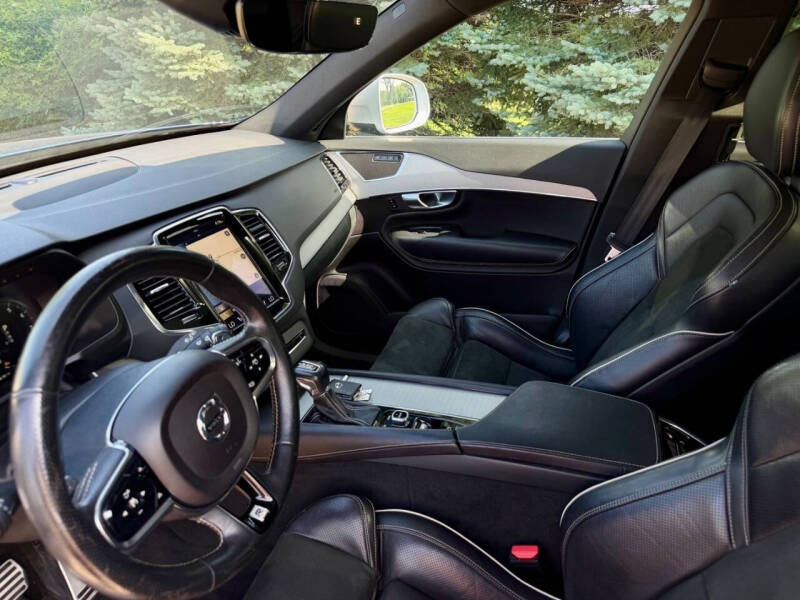 2016 Volvo XC90 T6 R-Design