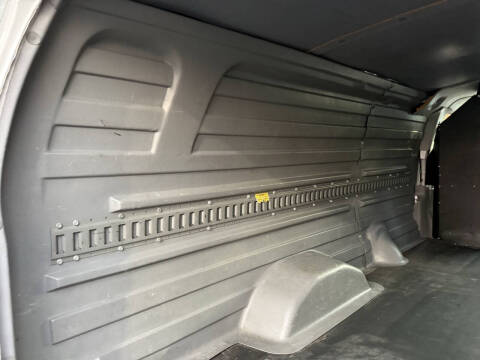 2005 Ford E-Series E-250