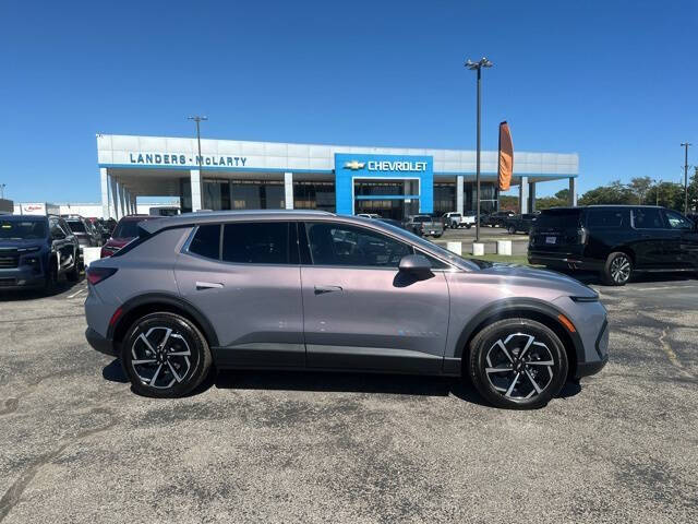 2026 Chevrolet Equinox EV LT 2