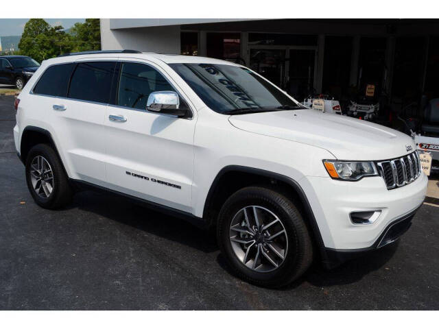 2022 Jeep Grand Cherokee WK for sale at EARL DUFF PRE-OWNED CENTER in Harriman, TN