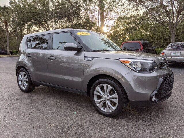 2016 Kia Soul +