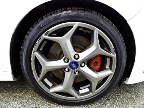 2017 Ford Focus ST