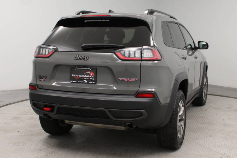 2022 Jeep Cherokee Trailhawk