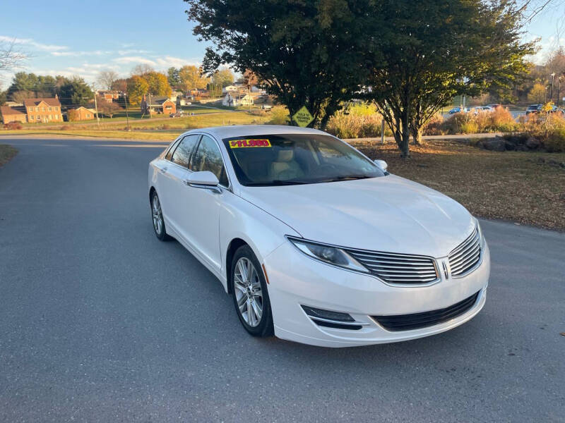 2015 Lincoln MKZ Base photo 4