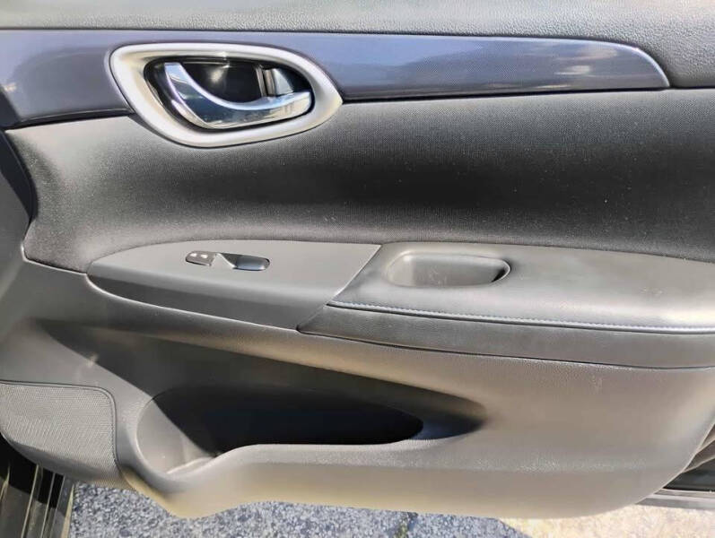 2016 Nissan Sentra SR