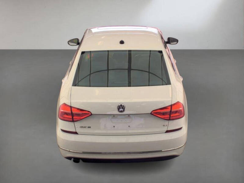 2016 Volkswagen Passat