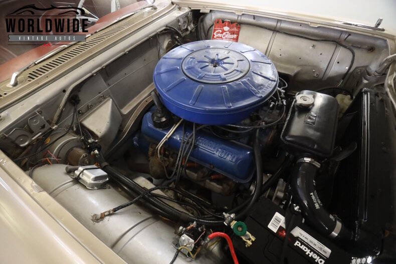 1959 Ford Thunderbird