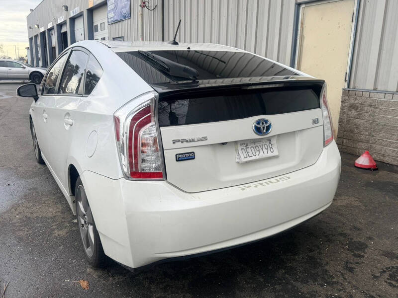 2015 Toyota Prius Five