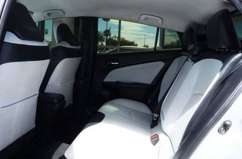 2016 Toyota Prius Three Touring
