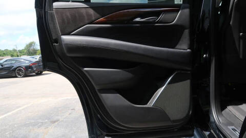 2018 Cadillac Escalade Luxury