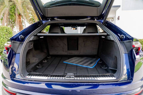 2020 Lamborghini Urus