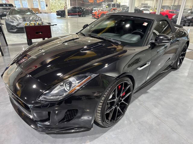 2014 Jaguar F-TYPE V8 S