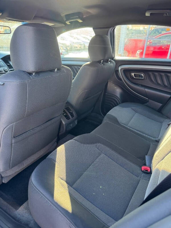 2013 Ford Taurus SEL