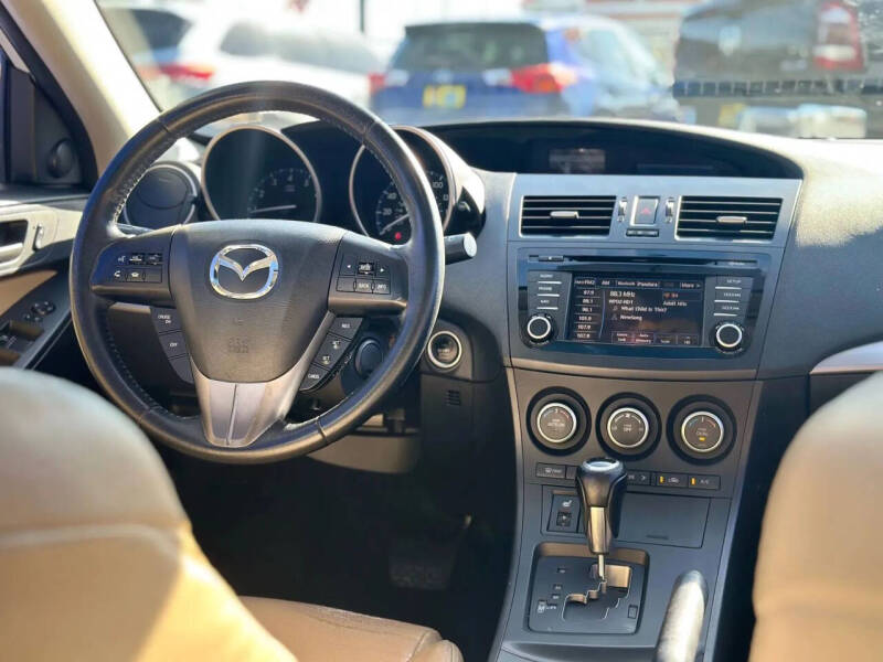 2013 Mazda MAZDA3 i Grand Touring