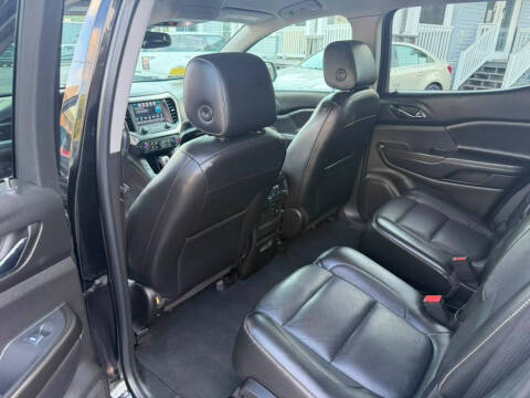 2017 GMC Acadia SLT-1