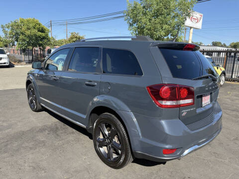 2018 Dodge Journey Crossroad