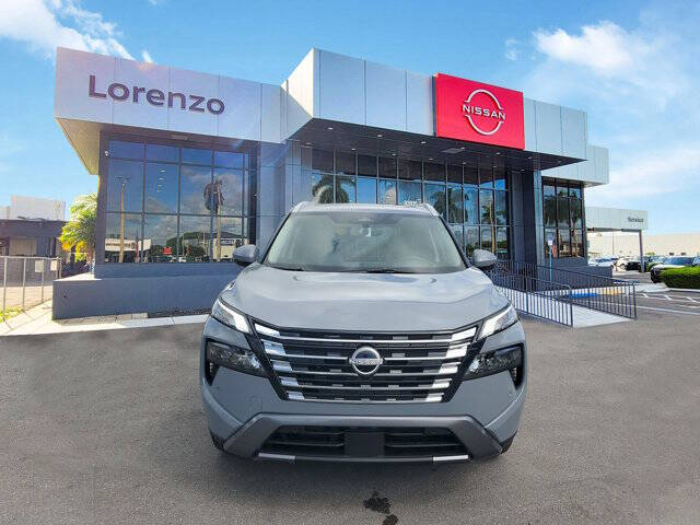 2025 Nissan Rogue SL