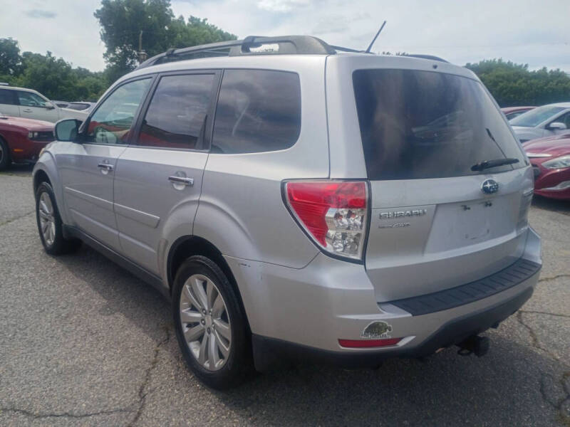 2011 Subaru Forester 2.5X Premium