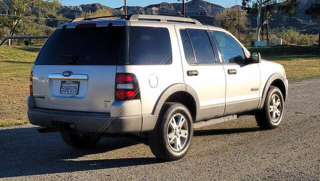 2006 Ford Explorer XLT