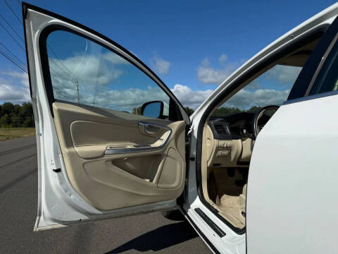 2015 Volvo S60 T5 Drive-E Premier