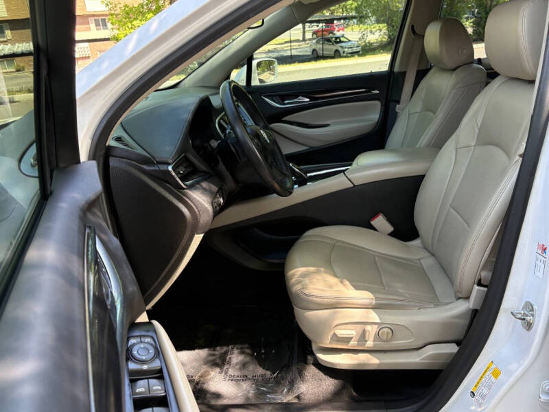 2018 Buick Enclave Essence